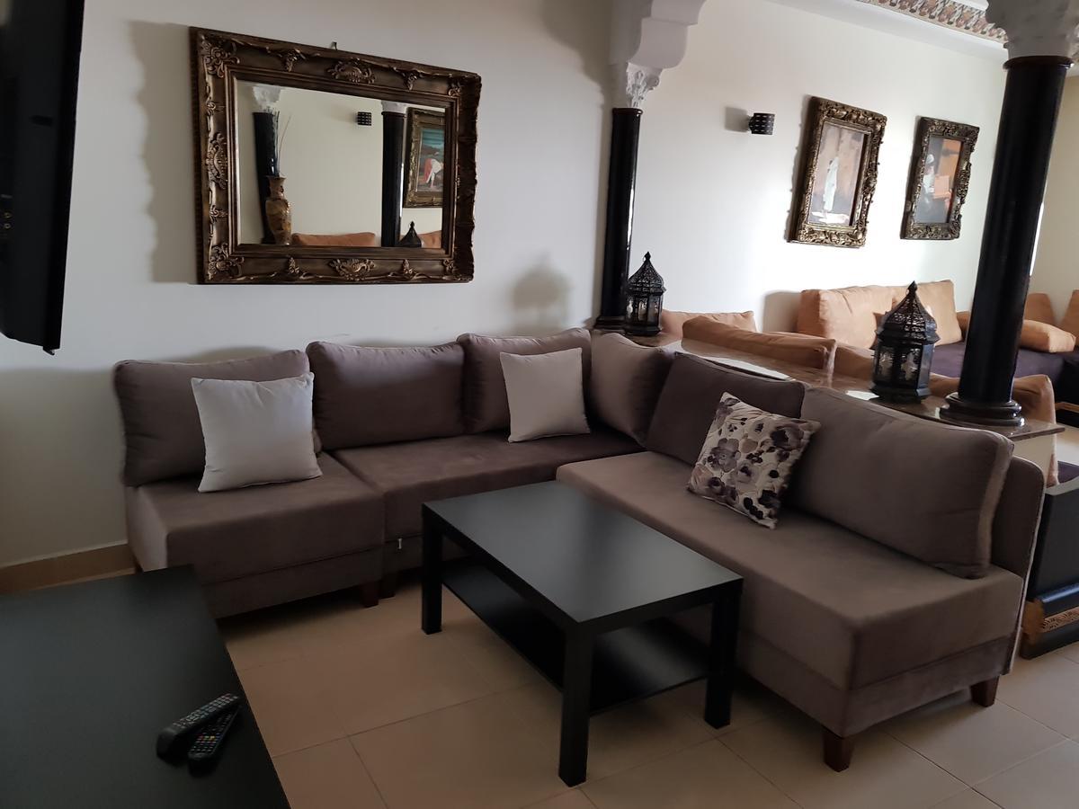 Fnideq Seaside Apartment Bagian luar foto